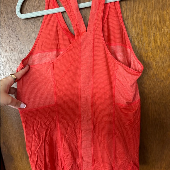 Lululemon Tanktop - Picture 3 of 3